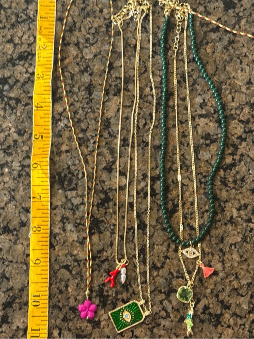 Bundle of Styled Accessories - Resort - Summer - Elegant - Capsule Wardrobe - Picture 13 of 15